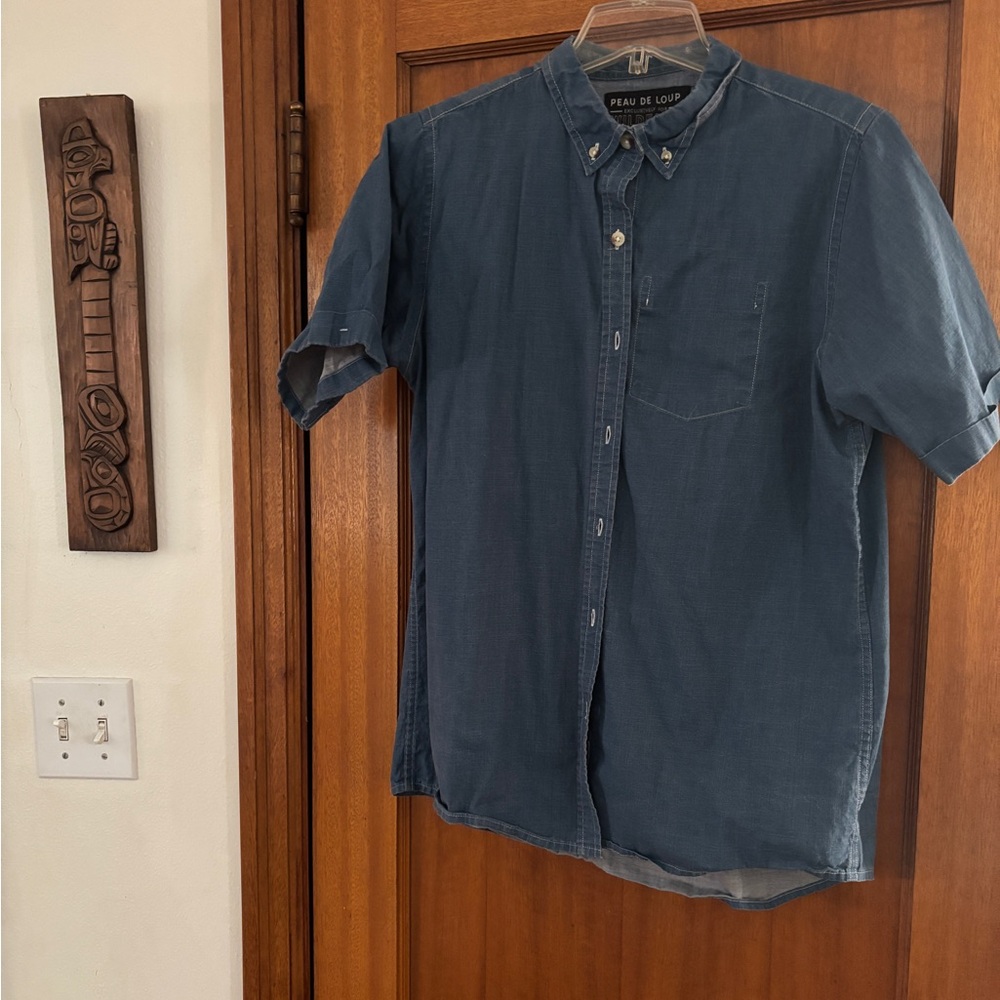 Wildfang peau de loup collab blue shirt XL.